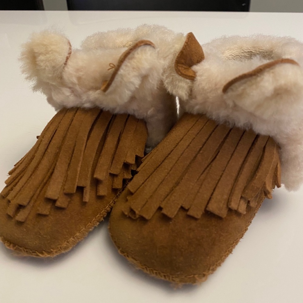 Baby UGG